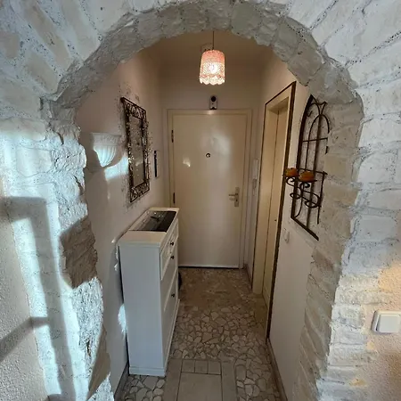 Mit Balkon Apartament *